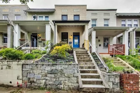 1749 L St NE, Washington, DC 20002
