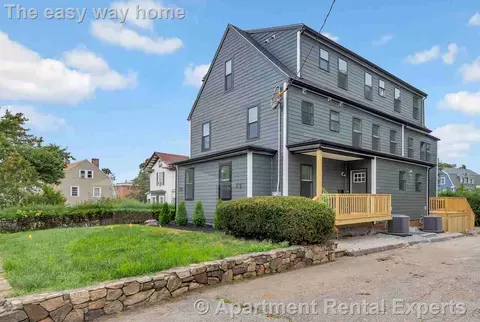 73 Lexington St #2, Waltham, MA 02452