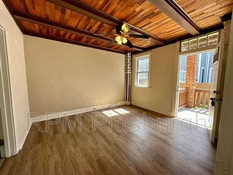 817 N Sheridan Ave #1, Pittsburgh, PA 15206