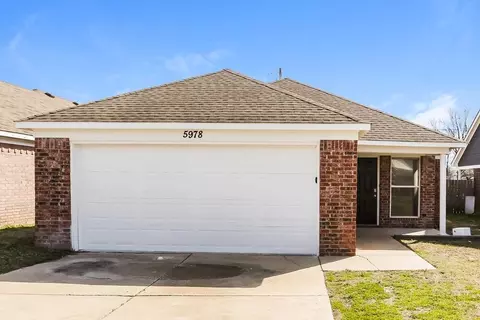 5978 E Wagon Hill Rd, Millington, TN 38053