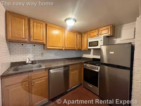 16 Yarmouth St #1, Boston, MA 02116