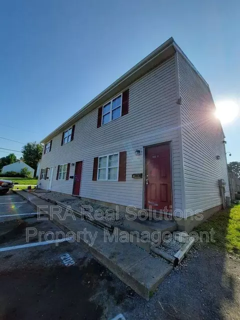 203 John St #C, Hillsboro, OH 45133
