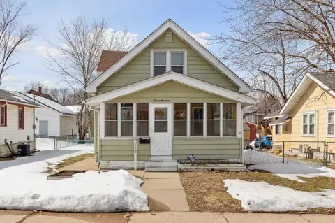 1119 Matilda St #1, Saint Paul, MN 55117