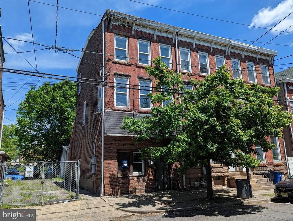 208 W Hanover St 1, Trenton, NJ 08618 12 Photos MLS 53349126 Movoto