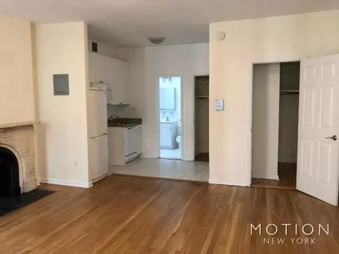 69 W 55th St, New York, NY 10019
