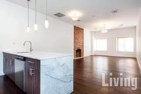 49 E 7th St, New York, NY 10003