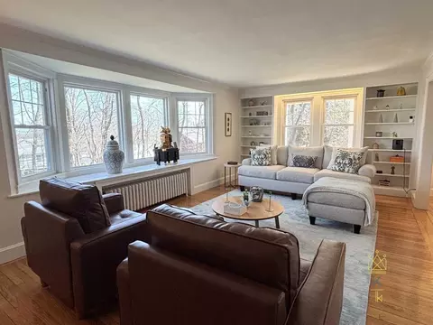 198 Wolcott Rd, Brookline, MA 02467