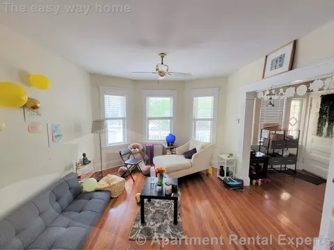 31 Electric Ave #1, Somerville, MA 02144