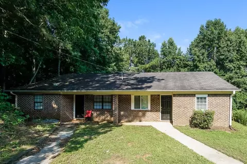 8373 Warren Dr, Douglasville, GA 30134