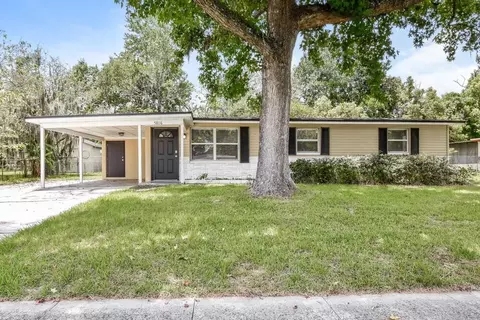5816 Sonora Dr W, Jacksonville, FL 32244