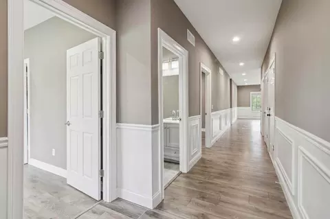 1243 Main Gate Dr, Davison, MI 48423 photo 5