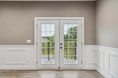 1243 Main Gate Dr, Davison, MI 48423 photo 8
