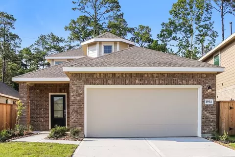 1934 Ballesteros St, Crosby, TX 77532