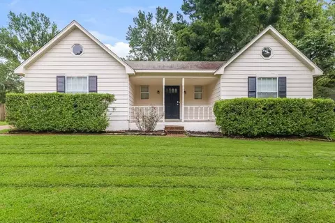 6049 Lawnhill Dr, Bartlett, TN 38135