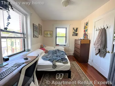 41 Ivaloo St #8, Somerville, MA 02143