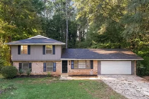 4447 Casco Way NW, Lilburn, GA 30047