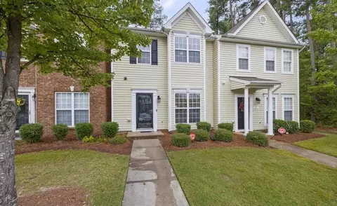 28 Sharpstone Ln #1, Durham, NC 27703