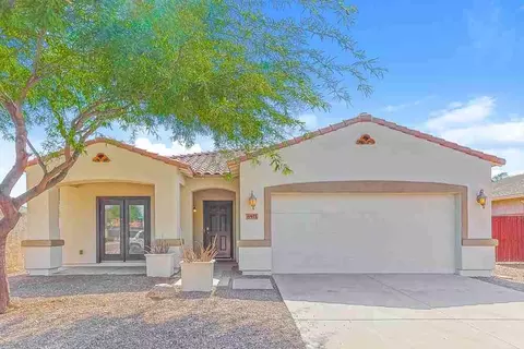 6971 S View Ln, Gilbert, AZ 85298