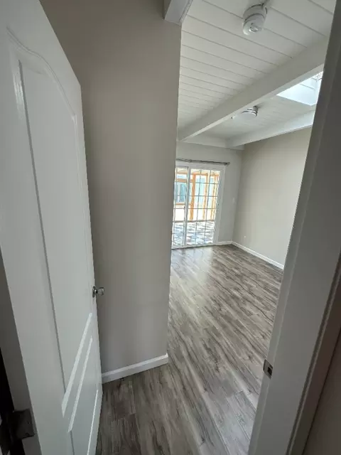 101 Del Prado Dr #2, Daly City, CA 94015
