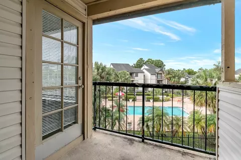 1908 Lake Atriums Cir #11, Oak Ridge, FL 32839