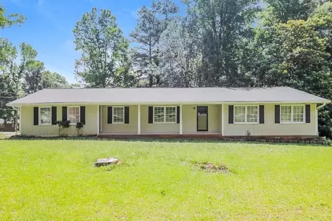375 N Hickory Ln, Douglasville, GA 30134