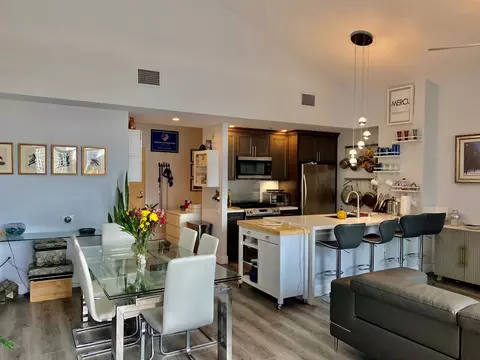 350 Eleventh Ave #922, San Diego, CA 92101