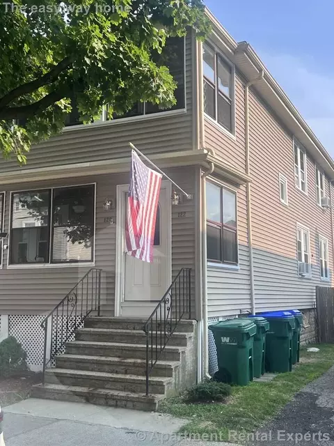 122 1st St, Medford, MA 02155