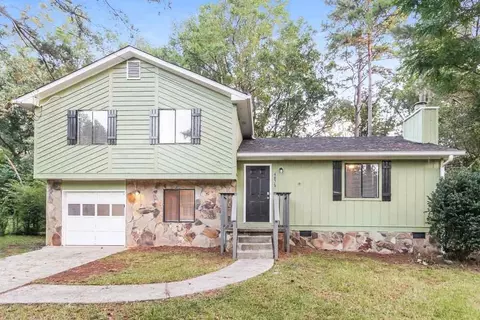 4075 Sage Ct, Snellville, GA 30039