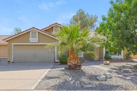 820 N Sailors Way, Gilbert, AZ 85234