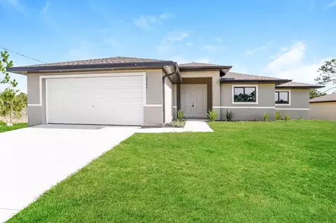 2704 50th St W, Lehigh Acres, FL 33971