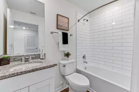 32187 Tripp St, Tampa-st. Petersburg, FL 33545