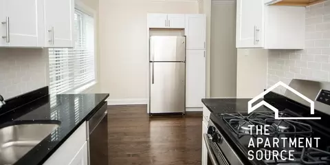 3817 N Greenview Ave #2W, Chicago, IL 60613