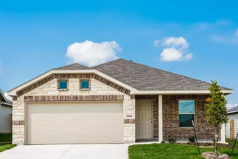 8304 High Robin Ave, Fort Worth, TX 76123