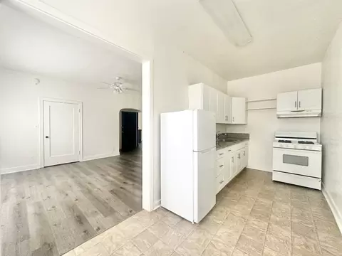 5615 Fernwood Ave #8, Los Angeles, CA 90028