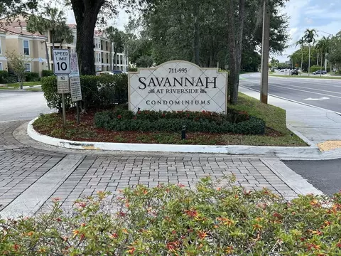 875 Riverside Dr #725, Coral Springs, FL 33071