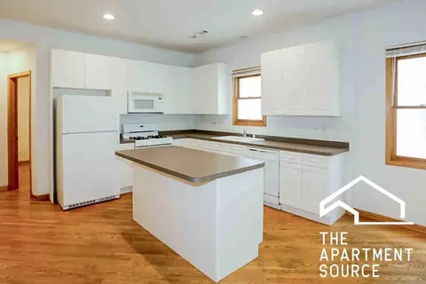 2719 N Wayne Ave #2S, Chicago, IL 60614