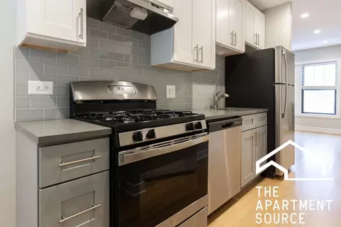 516 W Cornelia Ave #219, Chicago, IL 60657
