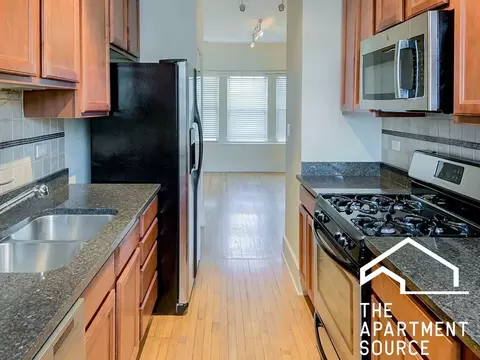 3453 N Wolcott Ave #3, Chicago, IL 60657
