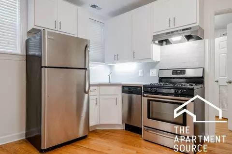 630 W Roscoe St #gdn, Chicago, IL 60657