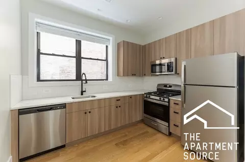 3525 N Wilton Ave #1F, Chicago, IL 60657