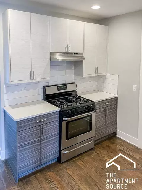 3917 N Janssen Ave #3, Chicago, IL 60613
