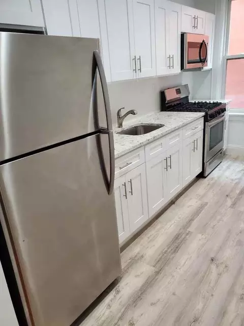 1855 Morris Park Ave #1, New York, NY 10460