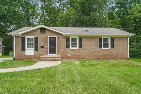 4944 Springview Rd, Charlotte, NC 28213
