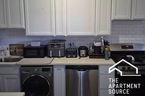 945 Judson Ave #1, Evanston, IL 60202