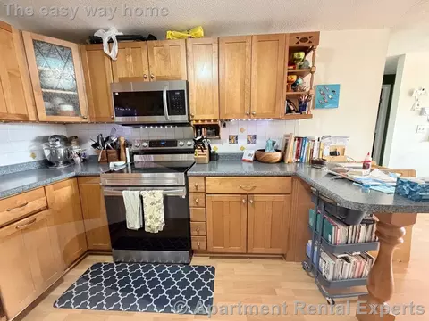 94 Beacon St #58, Somerville, MA 02143