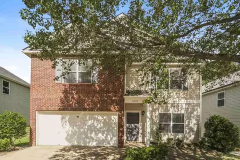 4701 Potters Glen Rd, Charlotte, NC 28269