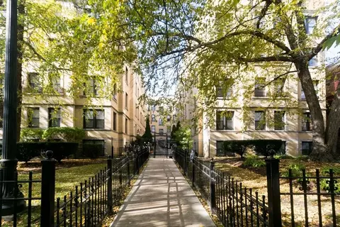 4602 N Beacon St #4C, Chicago, IL 60640