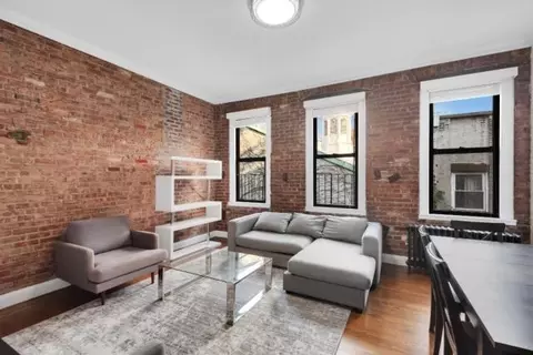 198 W 10th St, New York, NY 10014