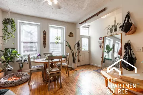 882 N Marshfield Ave #1, Chicago, IL 60622