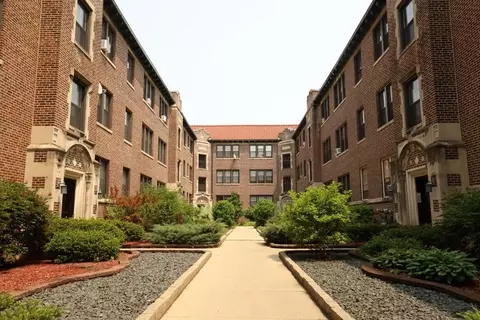oak + dempster, Chicago, IL 60201